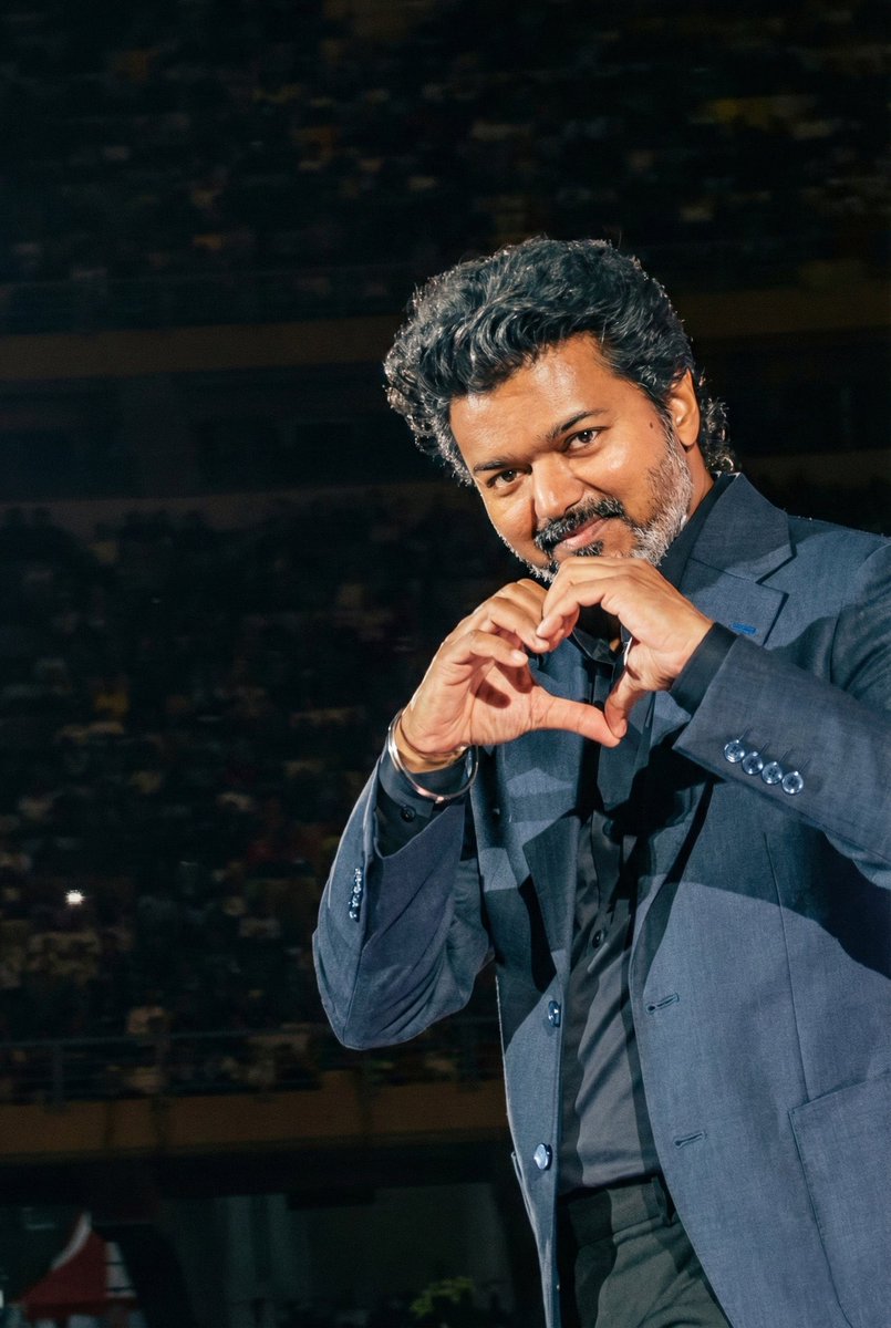 Michael__VJ's tweet photo. Happy birthday thalivaa @actorvijay 🥳

#HBDCMJosephVijay #TVKVijay‌ https://t.co/inEF6pblH7