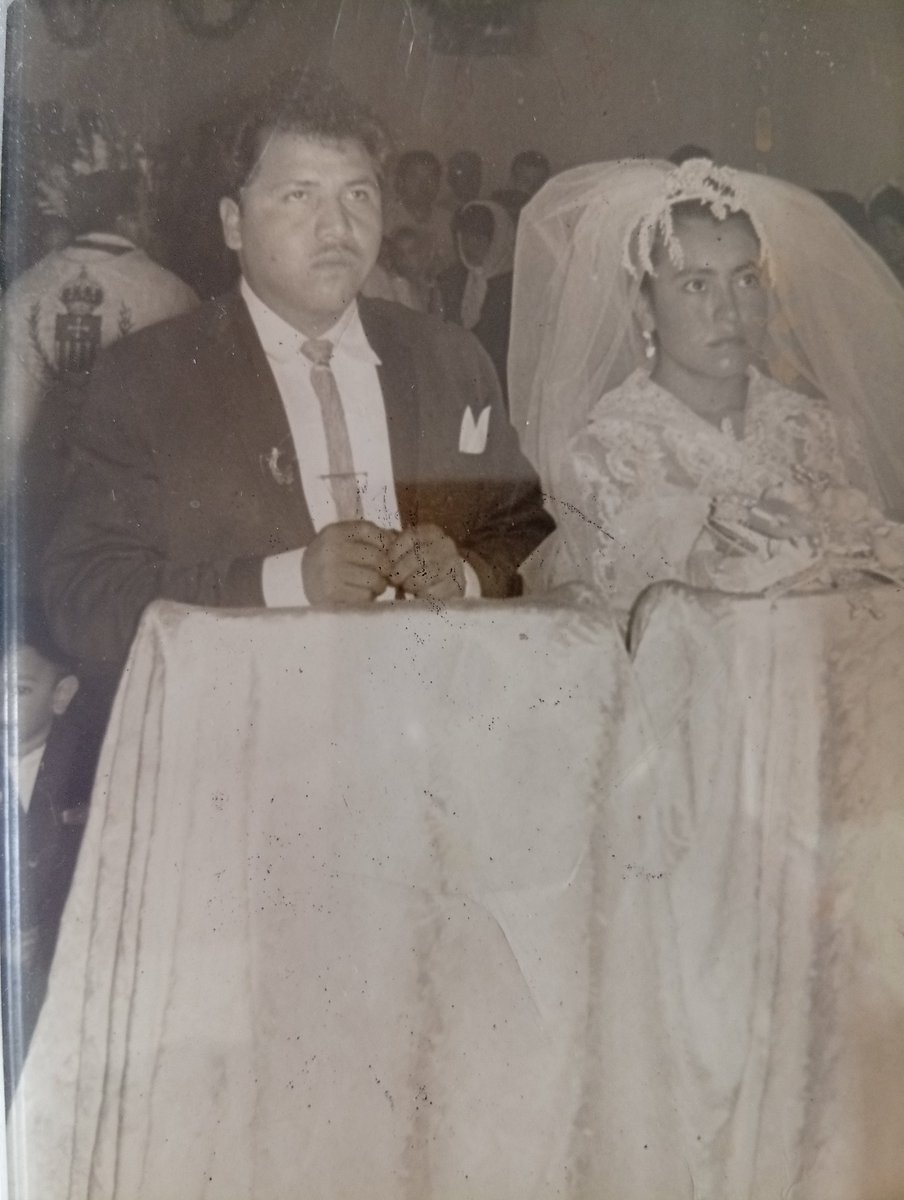 MoisesMv15's tweet photo. Ya son algunos años que mi papá ya no está pero siempre lo recuerdo con cariño.☝🏻 https://t.co/u449pT0J88