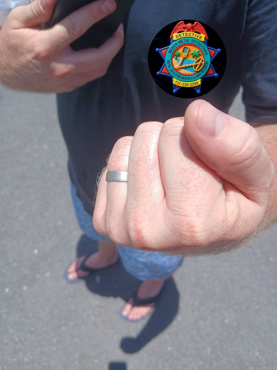 BeachMetalDicks's tweet photo. #beachmetaldetectives
It's a Happy Father's day miracle.
Congratulations to Brian #intown on #vacation from #Cincinnati #Ohio #myhometown He reached out to #BMD with an #emergency #lost #ring #recovery as I was heading back to #BMDHQ He was putting the baby down for a nap. https://t.co/1PSNLKjCxV