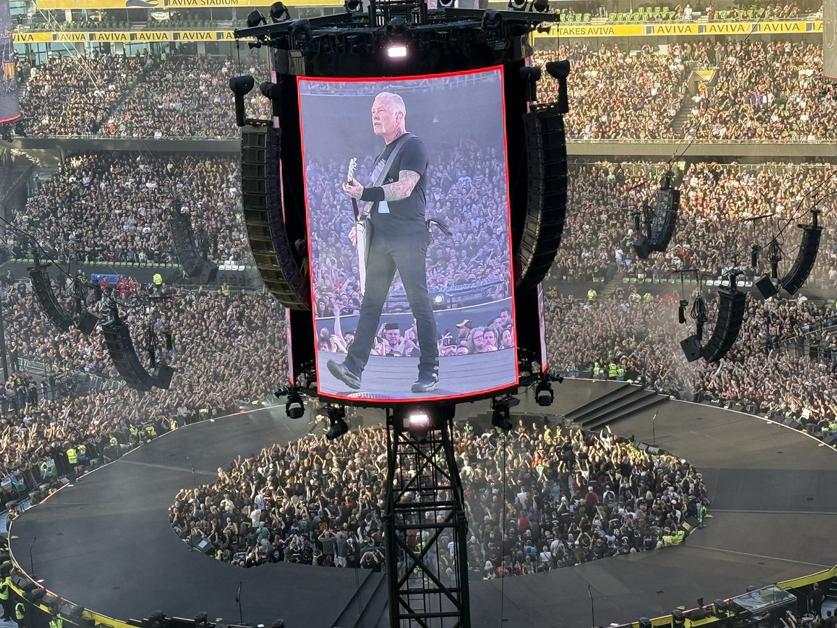 conradio79's tweet photo. A Wy jak spędzacie niedzielny wieczór? 😎🤘😏 https://t.co/qWvuCHpmpN