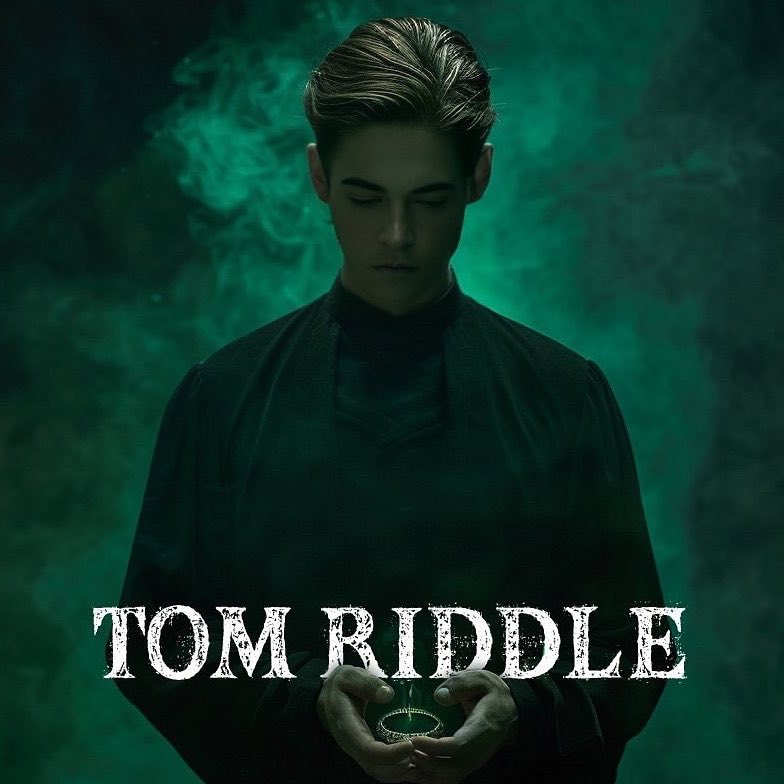 EiProfeta's tweet photo. 🚨 CONFIRMADO: 

HBO ha anunciado que en poco tiempo se empezará a grabar una serie sobre Lord Voldemort. Mostrará todo el desarrollo del mago tenebroso más poderoso de todos los tiempos y se estrenará en tus sueños. https://t.co/w1smoqA4pZ