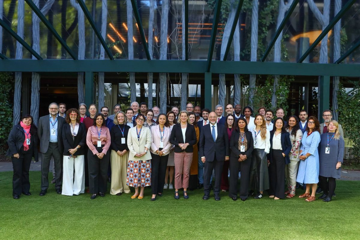 M_Philani's tweet photo. Great to participate in the 2nd edition of the North South Futures Forum in Brazil, where political leaders, academics, trade unionists, & policy experts from over 20 countries discussed the future of international cooperation. #NSFF #InternationalCooperation #MiddlePowers https://t.co/FRxWOBh22R