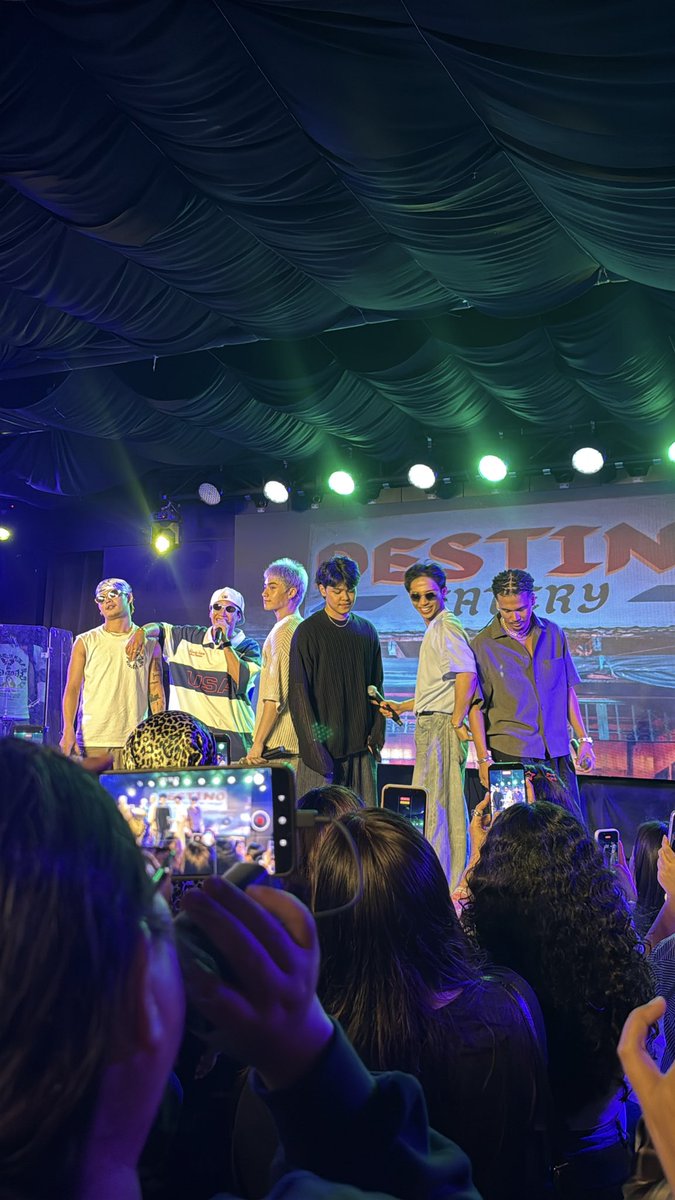 notur_junopink's tweet photo. Namiss ko kayo alamat, thank you so much @Official_ALAMAT 💓 https://t.co/VFoCQT4KIe