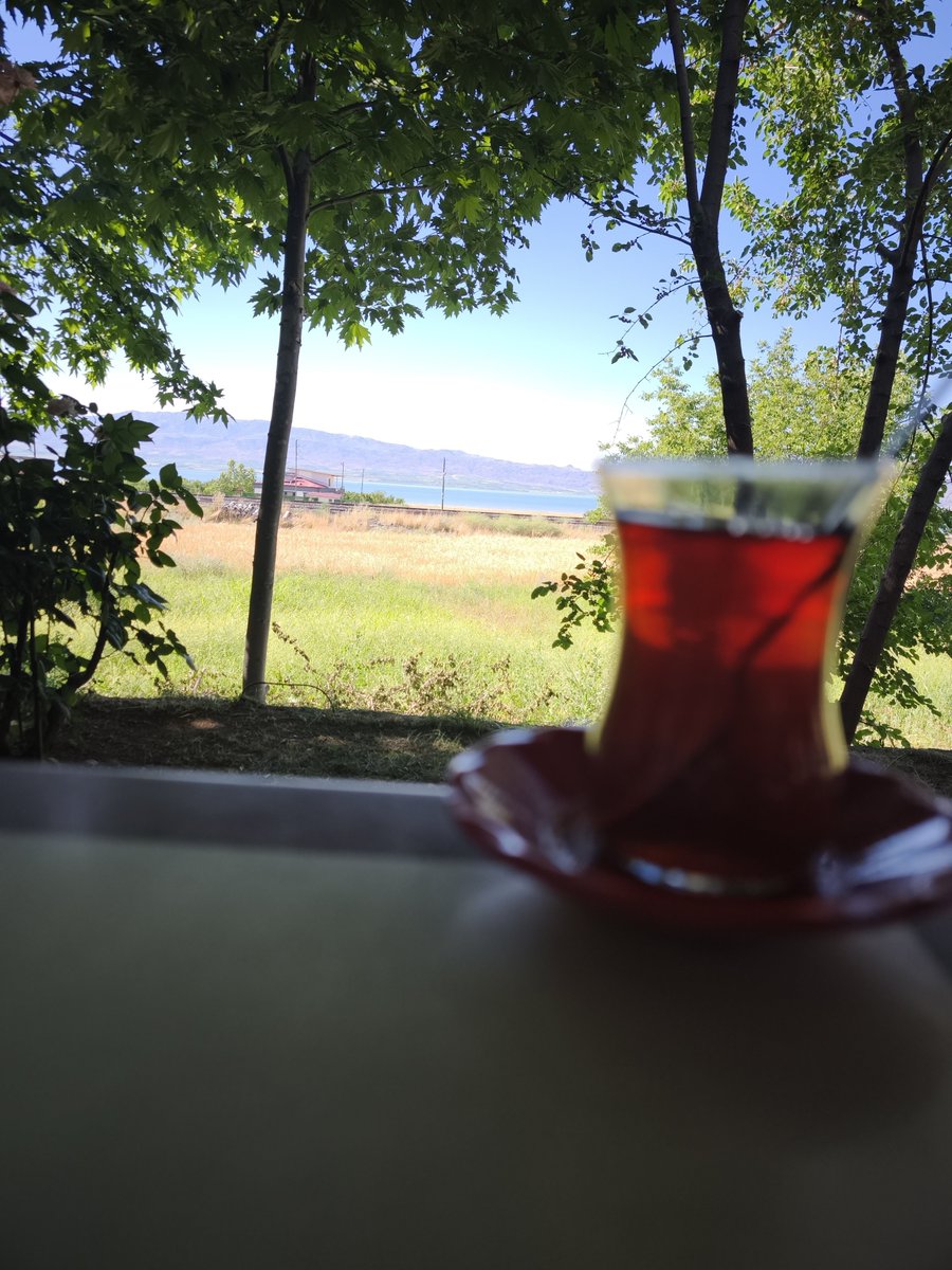 _ihsansari_'s tweet photo. Keban'a karşı içilen çay https://t.co/k6pvffACjb