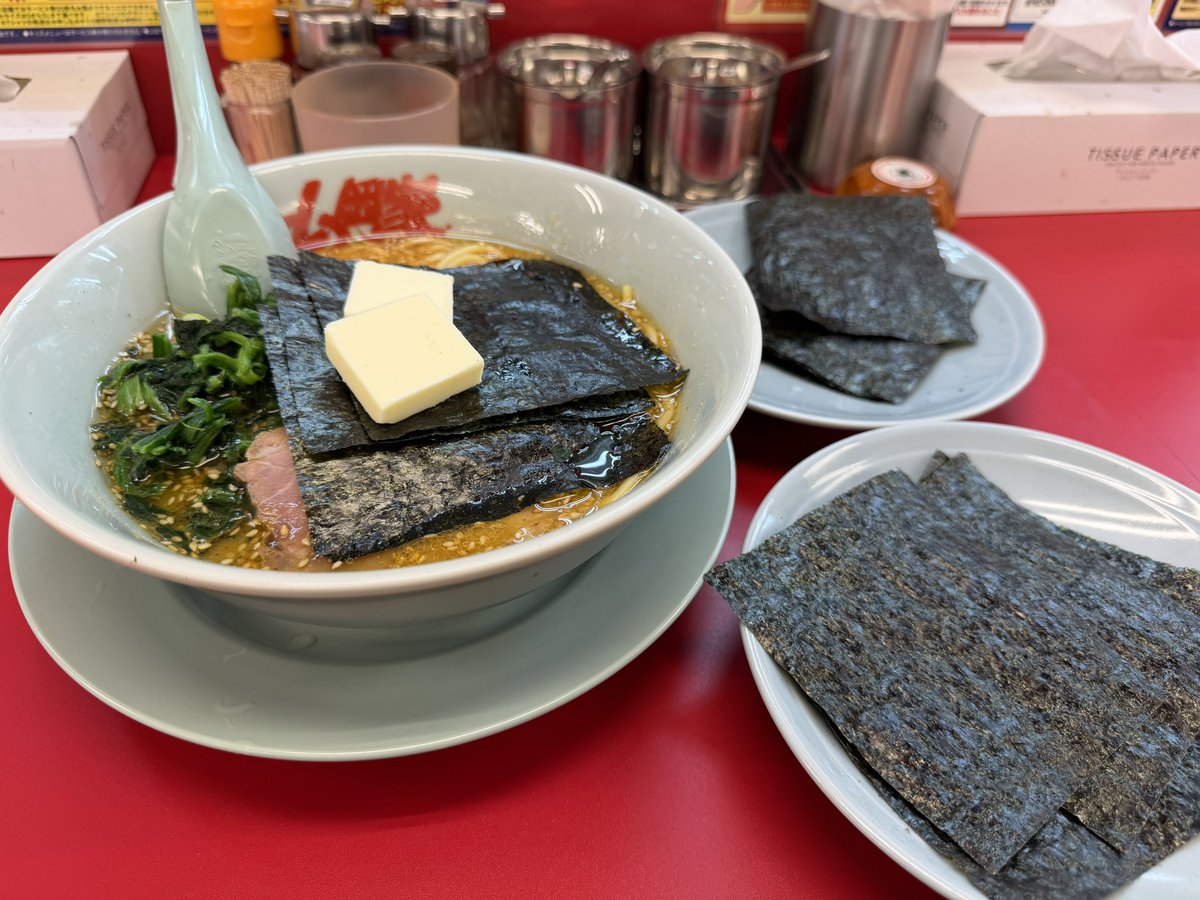 ryu7418's tweet photo. 新しいスケートリンクこの日は雨で既に足元ツルツル 美味しゅうございました #瑞穂店 #山岡家 https://t.co/PVXHQOaIfY