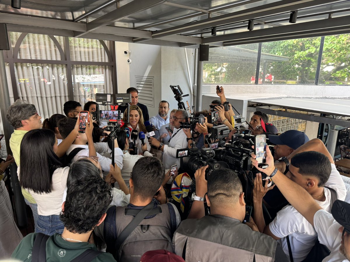 María Elvira Salazar 🇺🇸 tweet media