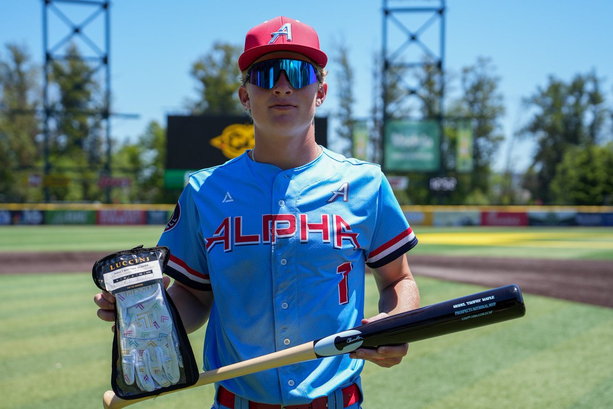 ProspectsNat's tweet photo. Congrats to our 16u Oregon Regional champions @Alpha_BSB 

Congrats to our @Chandlerbats MVP:

@jackson_mi10364 https://t.co/9G236YWnGL
