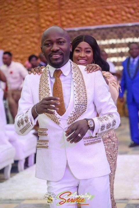 PredaThagirl's tweet photo. Happy Father’s Day to my spiritual father, my Shepard and covering!! @APOSTLESULEMAN …God bless you my father!!🥺❤️….So grateful to God for the gift of you!!❤️ @APOSTLESULEMAN https://t.co/x1RJr07QS6