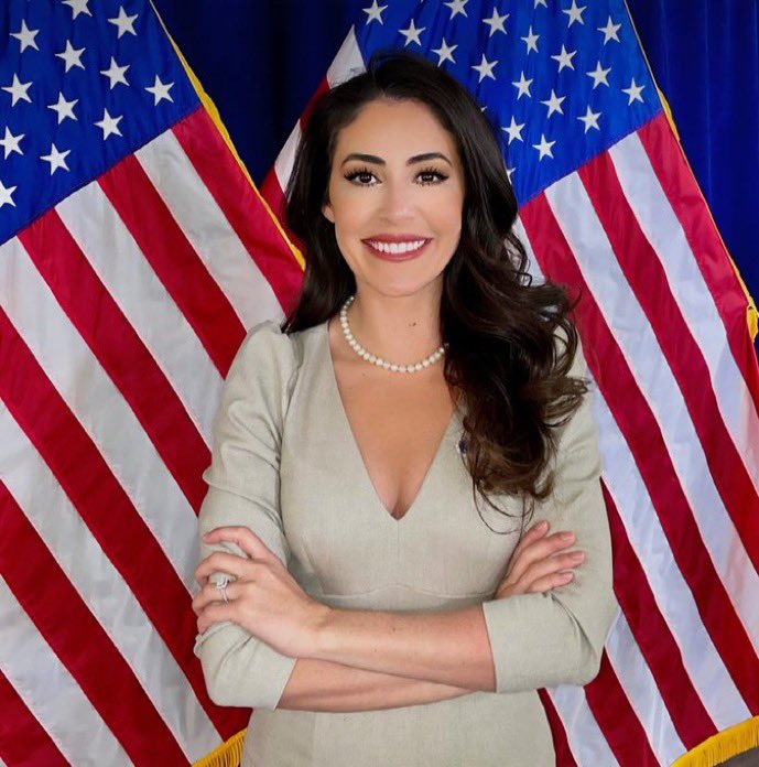 Pardony_Conway's tweet photo. TIME TO GO 🚨

This has been (💯%) on John Thune he's actively blocking and obstructing these efforts

Anna Paulina-Luna says the House won't vote on anything unless it has voter ID on it

Raise your hand ✋️ if you want Mike Lee as Majority leader and want John Thune to Resign https://t.co/vUKzVc8wQs