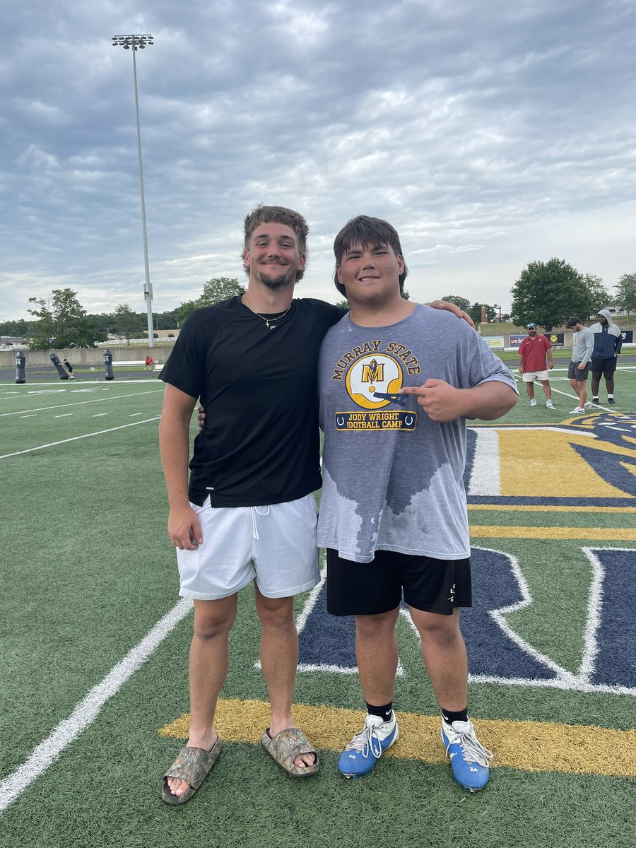 MJStephens54's tweet photo. Was great seeing a fellow @laruecohawks at @racersfootball. @ConleeRussell Once a Hawk, always a Hawk! #HawkPride https://t.co/mlExicv1y0