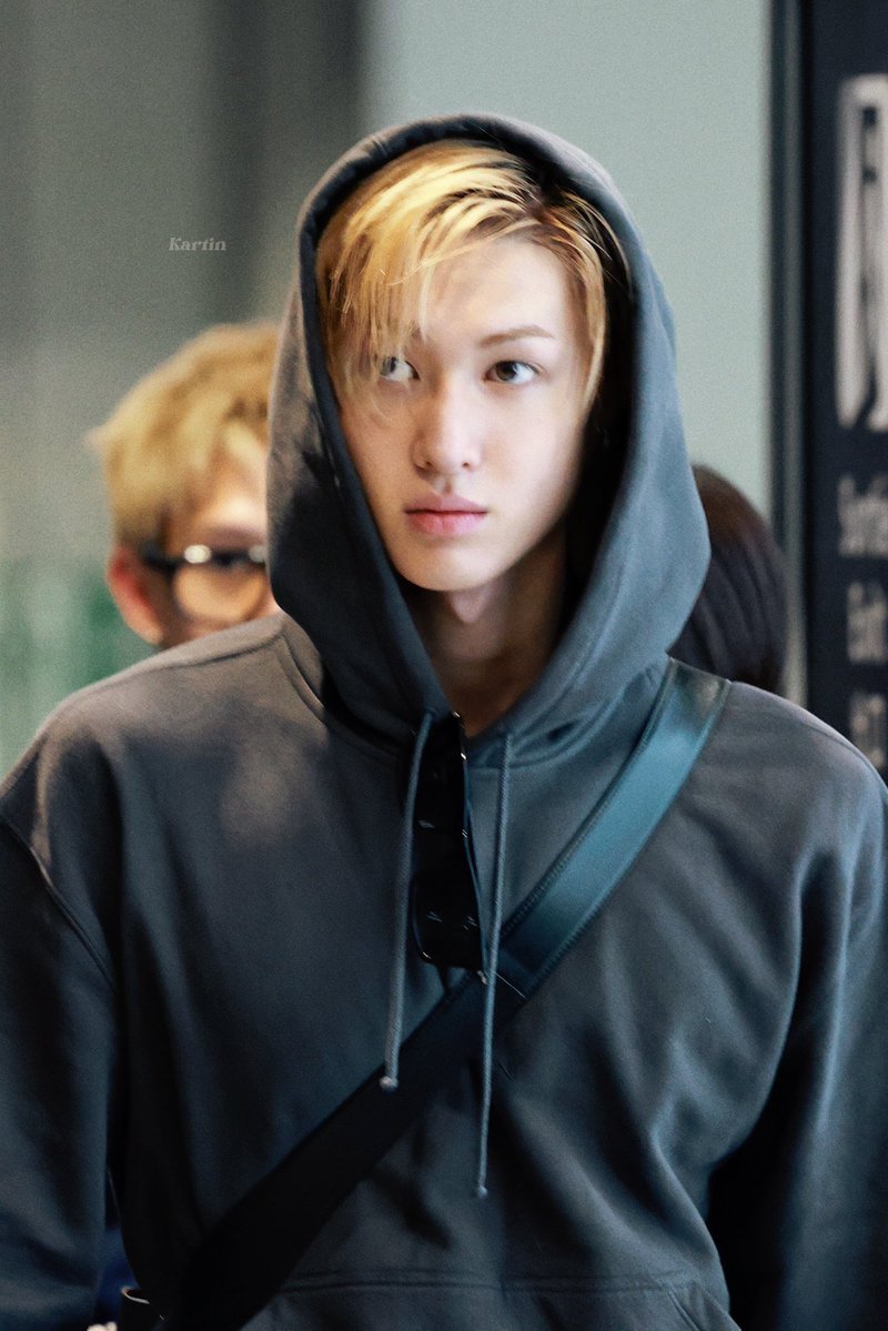 sigmarteen's tweet photo. ini orang knp selalu cakep sih? https://t.co/KGl6BXxix5