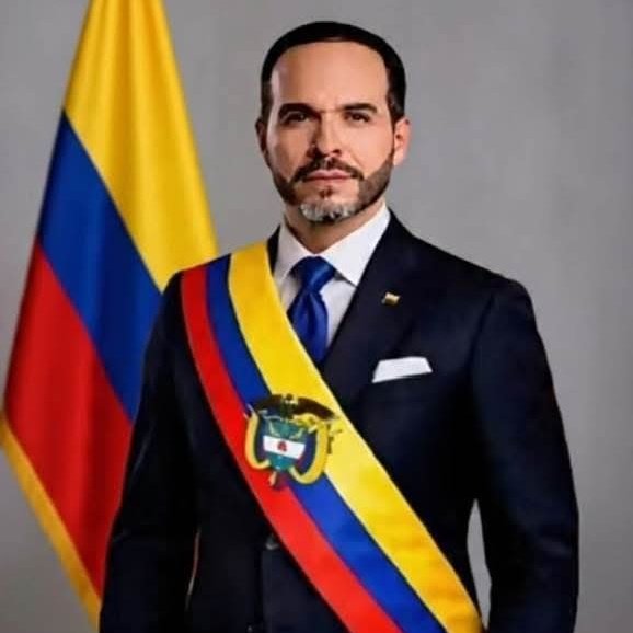 MnicaGonzlezPr2's tweet photo. Son las 4 pm
DI-S
AYUDANOS A ESTA VICTORIA 
FIRMES POR LA PATRIA 🐯🫡 https://t.co/thhTzBKQIz