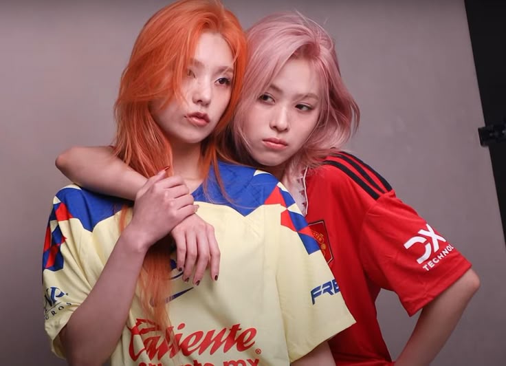 infoitzybrasil's tweet photo. YEJI respondeu a um fã que pediu para ela e RYUJIN se casarem:

“Por mais que vocês gostem da gente... nós não vamos namorar.” https://t.co/pquUoZNyPA