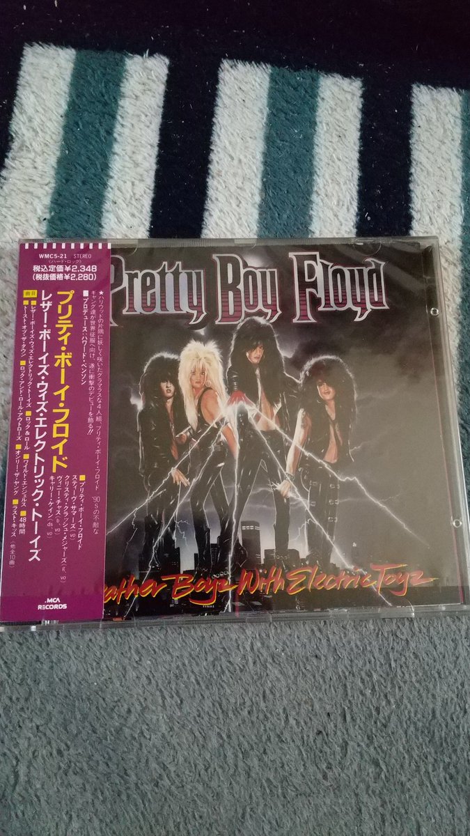 kouhei_rain0222's tweet photo. #nowplaying
#PrettyBoyFloyd
「I WANNA BE WITH YOU」
https://t.co/Lp9rbCnOgV https://t.co/9JM6lJRsna