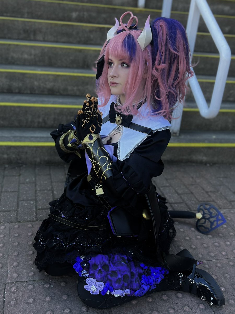 Cvrseddxll's tweet photo. Mousey kinda popped off
@ironmouse 

#cosplay #ironmouse #ironmousecosplay #saytonplay https://t.co/PFJT4l7vNC