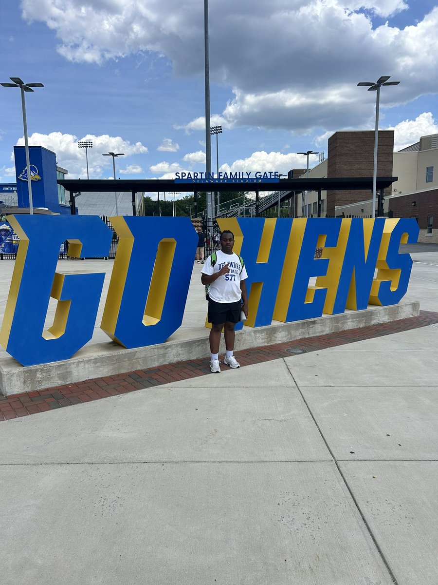 JC55_2Xthurl's tweet photo. Had a great day @DelawareFB learned a lot from their coaching staff and I feel like I improved my game a lot https://t.co/bVamg5Ec1E