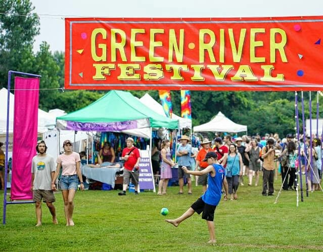 arroyoslibres's tweet photo. Green River Festival, en Massachusets (#EEUU). https://t.co/5Wy8KN6Kiz