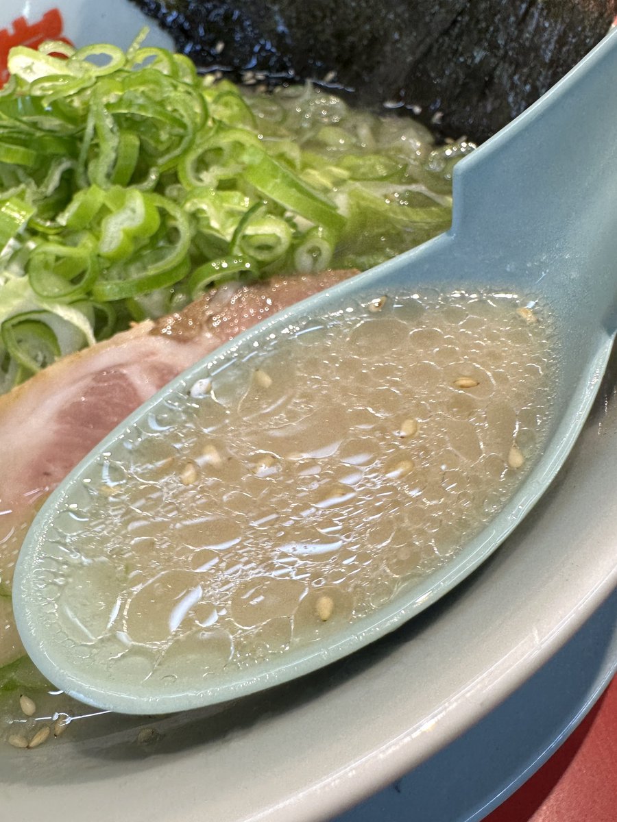 _tamukei's tweet photo. ラーメン山岡家
　　日立東金沢店
　@ 日立市東金沢町

※塩ラーメン
※薬味ネギ
※ほうれん草

趣味の献血前に栄養補給
毎回ヘモグロビン値が基準値を下回り全血献血不可判定🩸今日こそはと！ほうれん草トッピングで乗り切れるか？腹パン🍞ゴチ https://t.co/xjMIgdTE6m