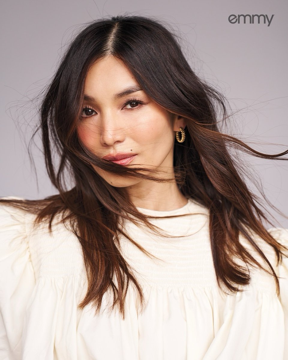 GemmaChanBr's tweet photo. emmy magazine https://t.co/OlwDacKDA3