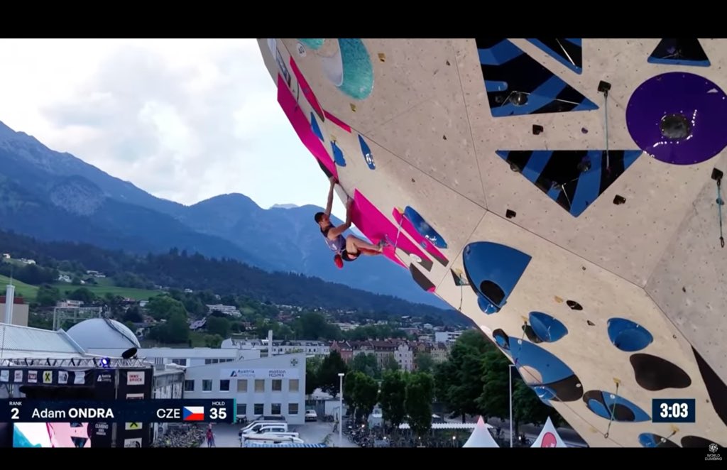 designmami's tweet photo. Innsbruck always looks nuts https://t.co/H0EsmgSdpH