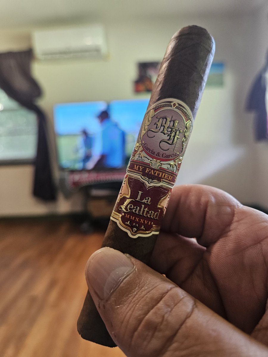 SwampGAS16's tweet photo. Happy Father's day. https://t.co/6bnzCr6ofc