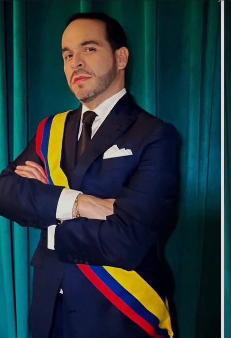isaacrrr7's tweet photo. 🚨🇨🇴 ÚLTIMA HORA: Abelardo de la Espriella acaba de ganar las elecciones y es el nuevo presidente de Colombia.

El sueño se ha hecho realidad: se acabó la dictadura del narcoguerrillero antisemita Gustavo Petro.

Otro golpe durísimo para toda la izquierda corrupta en sudamérica. https://t.co/tHbmIgLUTy