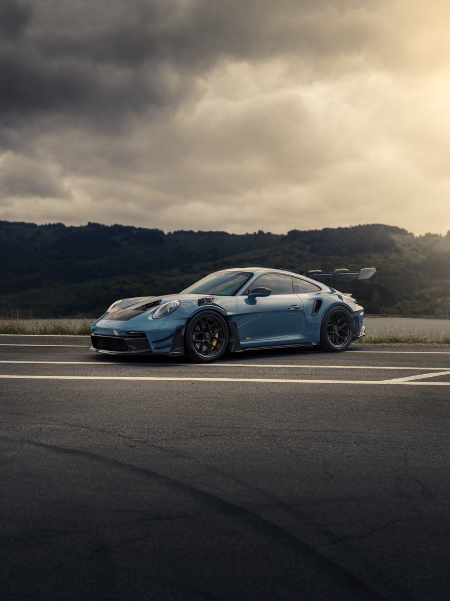 ApexDistrictX's tweet photo. Porsche 911 GT3 RS https://t.co/d5hMznv0uW