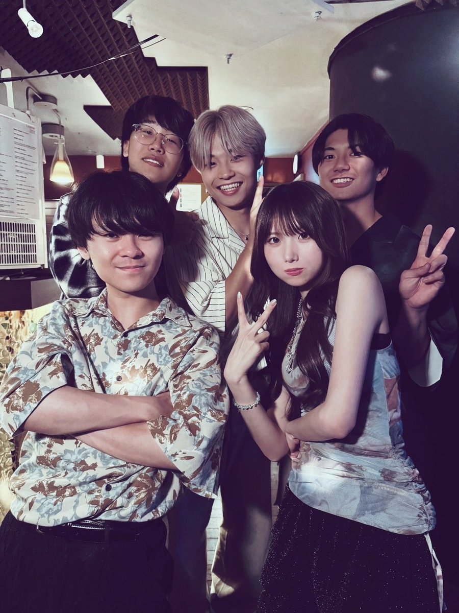 flh_band's tweet photo. 下北沢Laguna 「Talents Discovery Acoustic Night Vol.144���ありがとうございました❕

FulLHouseとして初めてのライブ、とても良い��験になりました✮

関わってくださった皆さま
本当にありがとうございます！これからもより良いライブをお届けできるよう頑張ります🪽

 #FulLHouse #下北沢Laguna https://t.co/dKwXgXvIqt