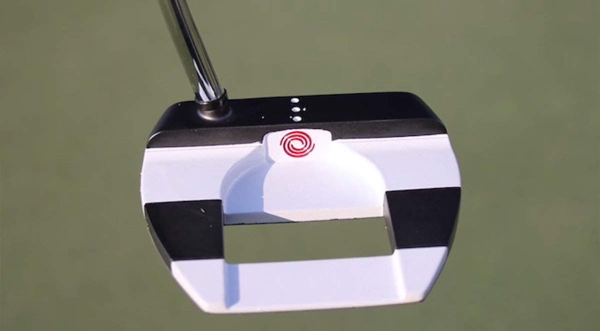 PullCutSports's tweet photo. Wyndham Clark 2023: Wins US Open with Odyssey Jailbird putter. 

Everyone went and got one. 

Wyndham Clark 2023: About to win US Open with Ping Scottsdale. 

I’m sure you’ll see them all over the place soon. 

#USOpen #PGA #Shinnecock https://t.co/nYGU7RhXYr