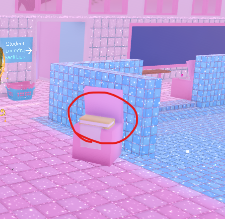 Kengoose2's tweet photo. Locker room: books can be on benches and shower walls https://t.co/1INh2VHhve