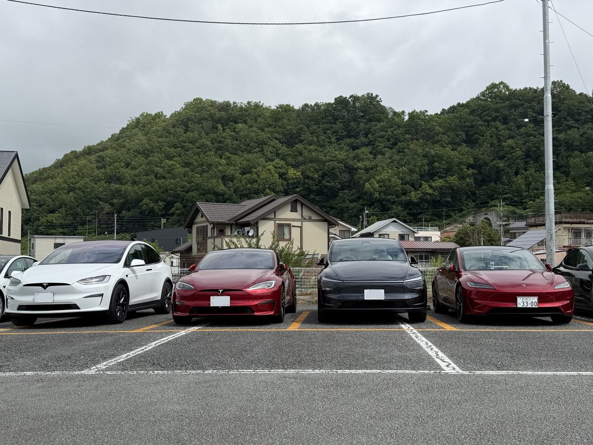 3300jg3model3's tweet photo. 昨日は山梨ツーリングお疲れ様でした♪
先週の赤城ツーリングに来て頂いた方が多数居たので嬉しい限りです…
主催のDさん、企画して頂きありがとうございました！ https://t.co/gt8zIQYTkC