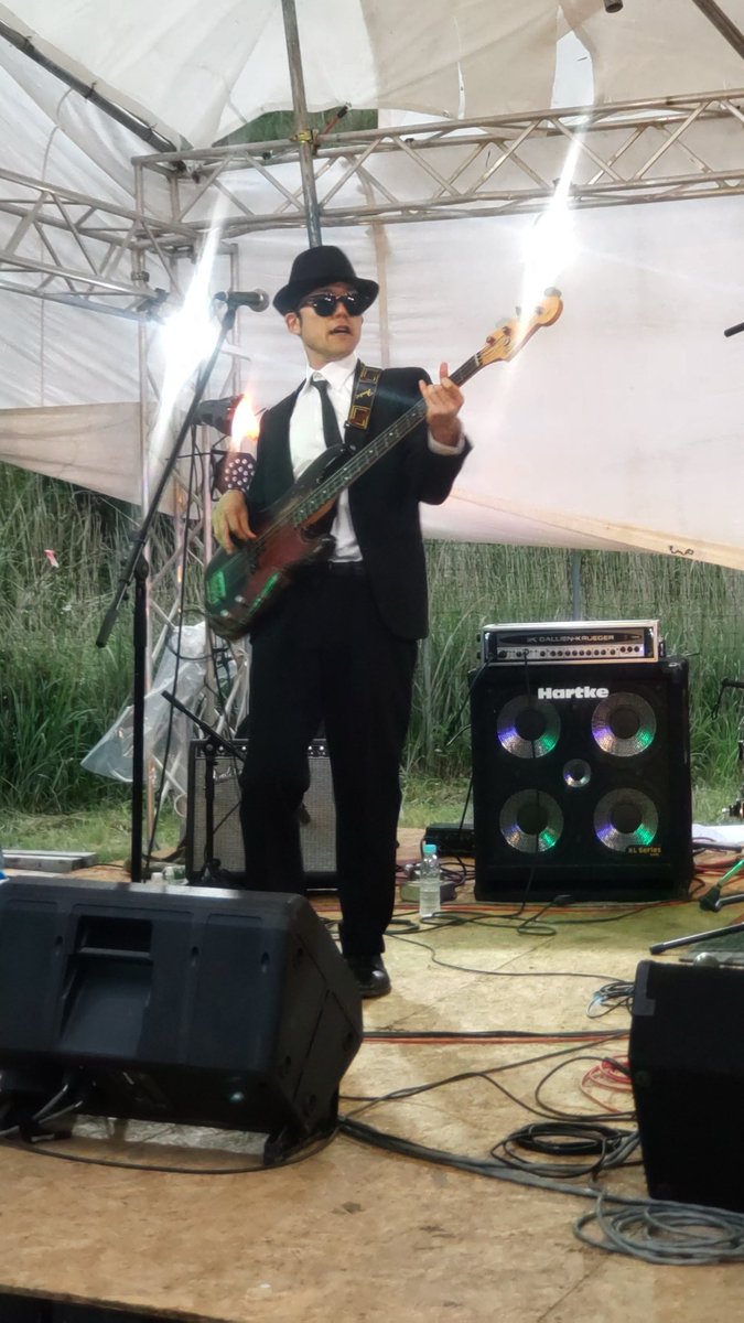thefreeman_bb's tweet photo. ⛰️昨日⛰️
丹沢ロックフェスティバル
ご来場のお客様へ愛してるぜー‼️

久しぶりのライブ、足元の悪い中皆んな来てくれてありがとなー‼️

今年のライブはまだ未定だけど、またどっかでロックやるから、そん時また会おうぜ💃 https://t.co/DOTTZillpl