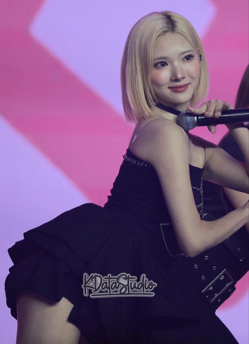 picscjiwoo's tweet photo. https://t.co/bfeW2gjOSL
