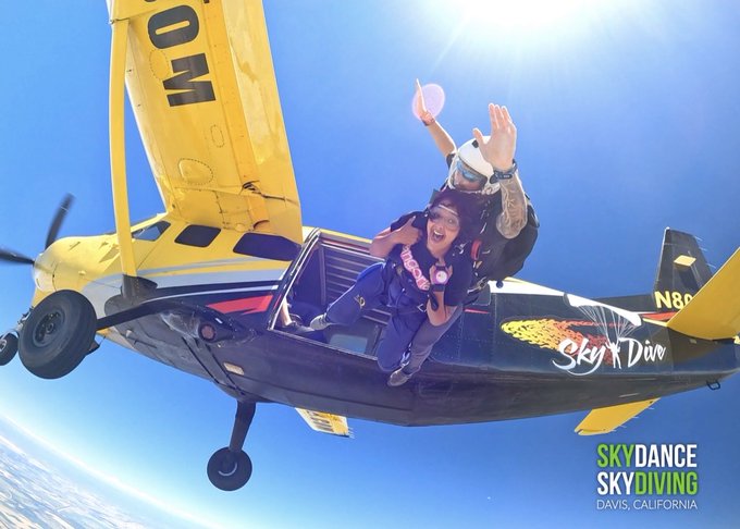 Daisy Ducati - 1 pic. I finally did it! #skydiving https://t.co/pFpkMTfN1v