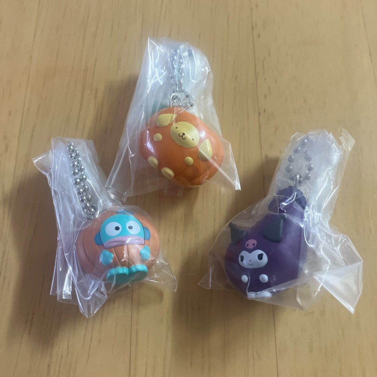ufl6_t's tweet photo. 【交換】サンリオキャラクターズ　ベジタブルビスケットチャーム　ベジタブルビスケット

【譲】ポムポムプリン（プリン）、クロミ、ハンギョドン

【求】ハローキティ（キティ）、あひるのペックル（ペックル）

郵送での交換のみ
検索からお気軽にお声がけください https://t.co/kY91YT0ZLP