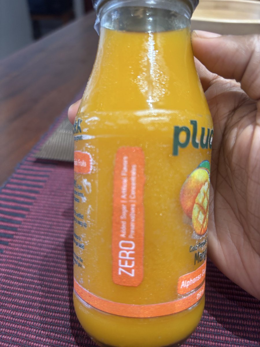 charmyh's tweet photo. When a mango juice brand reassuringly says 0 added sugar but then you find that 49% of it is sugarcane juice! 🤷🏻‍♀️ https://t.co/Ayrb59Qqii