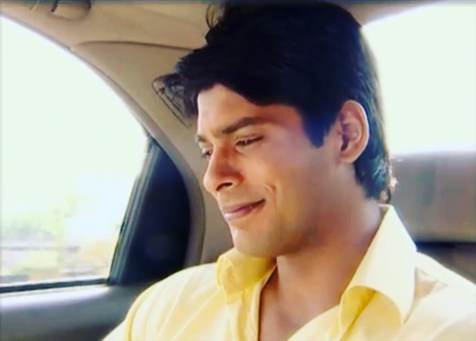 vijaya_sidheart's tweet photo. 💛
#SidharthShukla || #SidHearts https://t.co/azZBAW0y6n