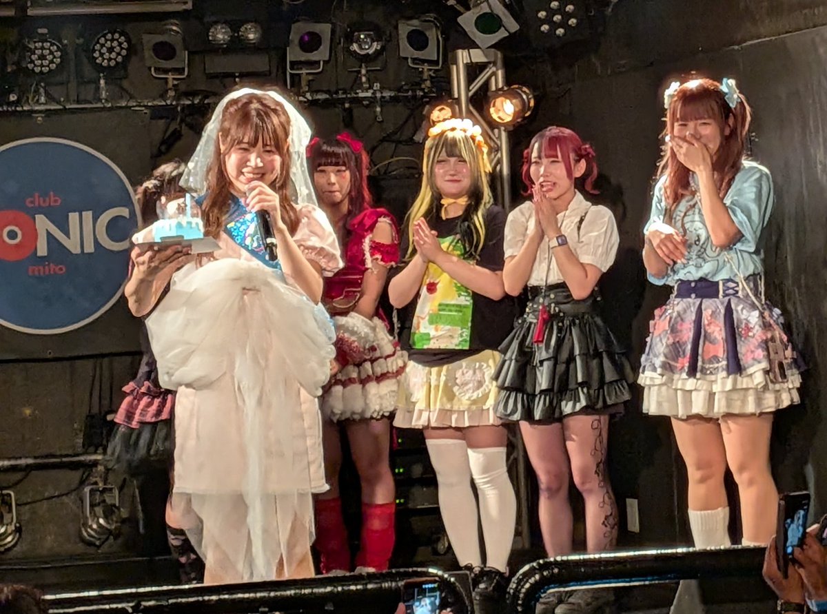 2pgYDm2LJ2rFrMw's tweet photo. ✨️けみゅ誕2026  ④
嬉しいですよね😄🎂👏
#けみゅ誕2026  #mikemike
#けみゅ (@mikemike_keiko)
#みーにゃん(@mikemike_mika) https://t.co/ZOjAOtK3IX