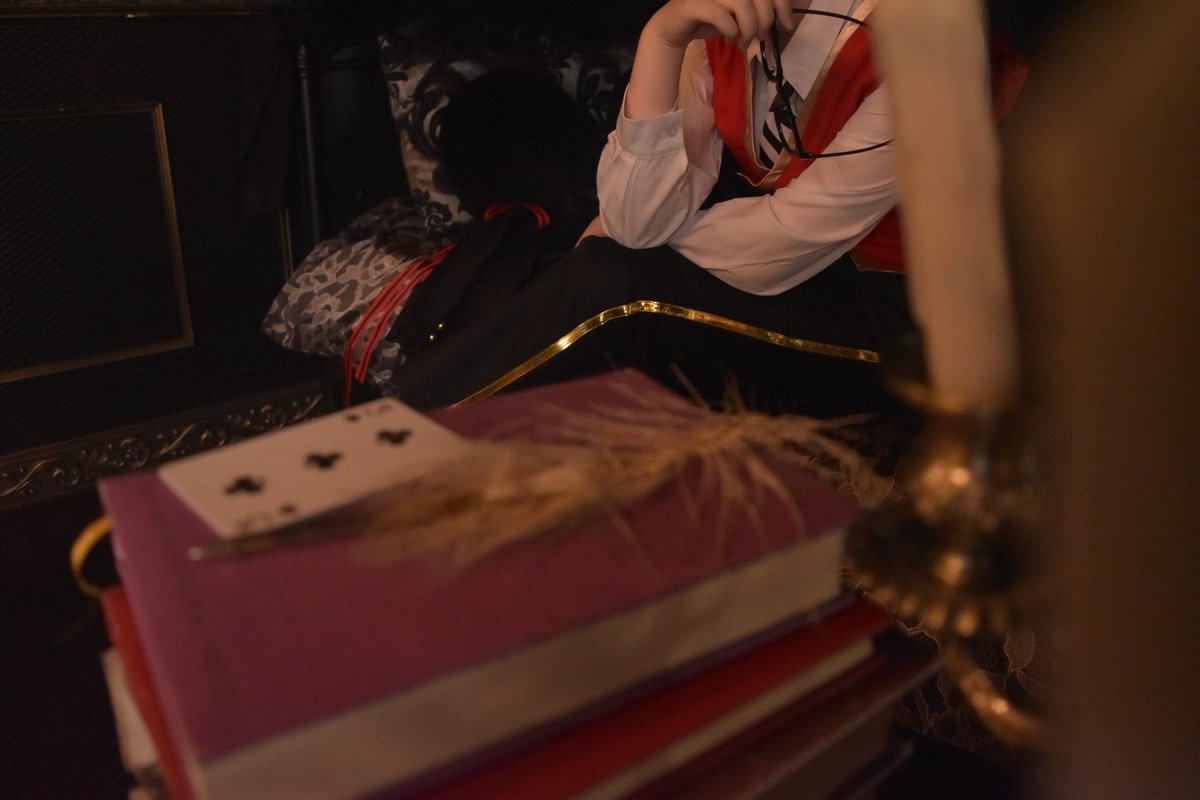 d_tcjl_m's tweet photo. cosplay / twst / ♣️
-----------------------------------------

                       『1日の終わり...』

-----------------------------------------
📸 : @kosunyann0146 

#0621菓子ラビュルファミリー併せ〜チェーニャを添えて〜 https://t.co/JsT24uj28D