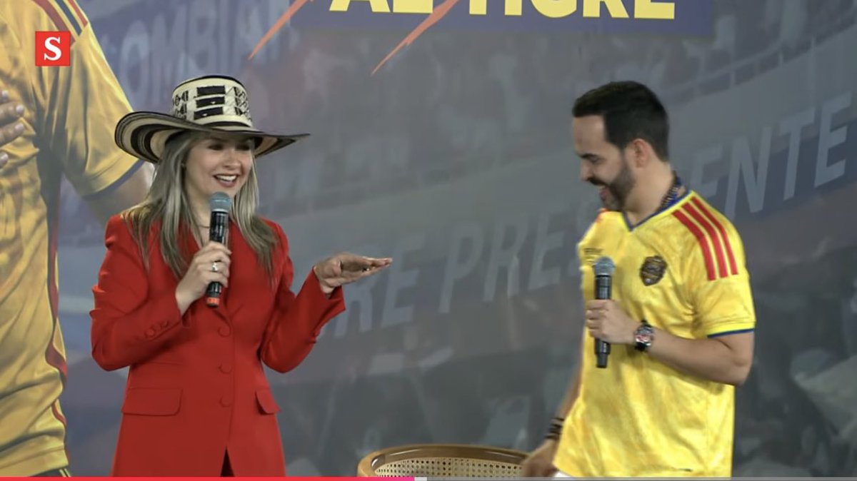 VickyDavilaH's tweet photo. Conozca aquí a Abelardo De La Espriella, el nuevo presidente de Colombia 

https://t.co/sShia24OJ3 https://t.co/FO8akyeaqa