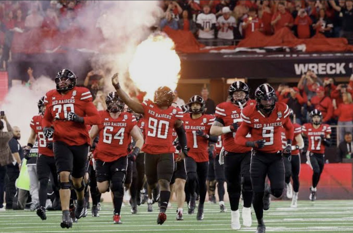 DylanRussell_14's tweet photo. After a great conversation with @coachfreddiej I am blessed to receive my fourth offer from Texas Tech University #rec’em @TexasTechFB https://t.co/e0l82VLKsM