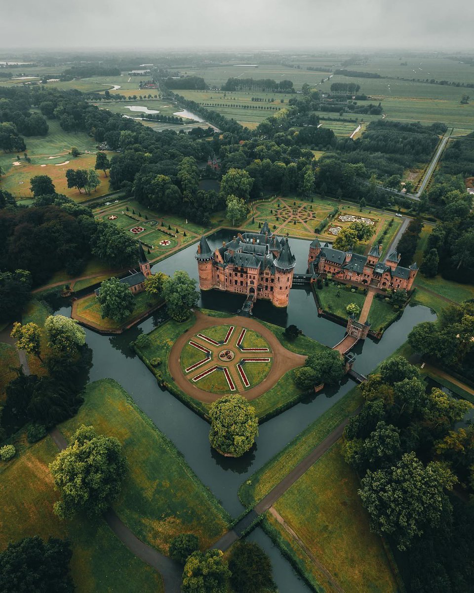 archi_tradition's tweet photo. De Haar Castle in Utrecht, Netherlands 🇳🇱 https://t.co/1OjppOFZUu