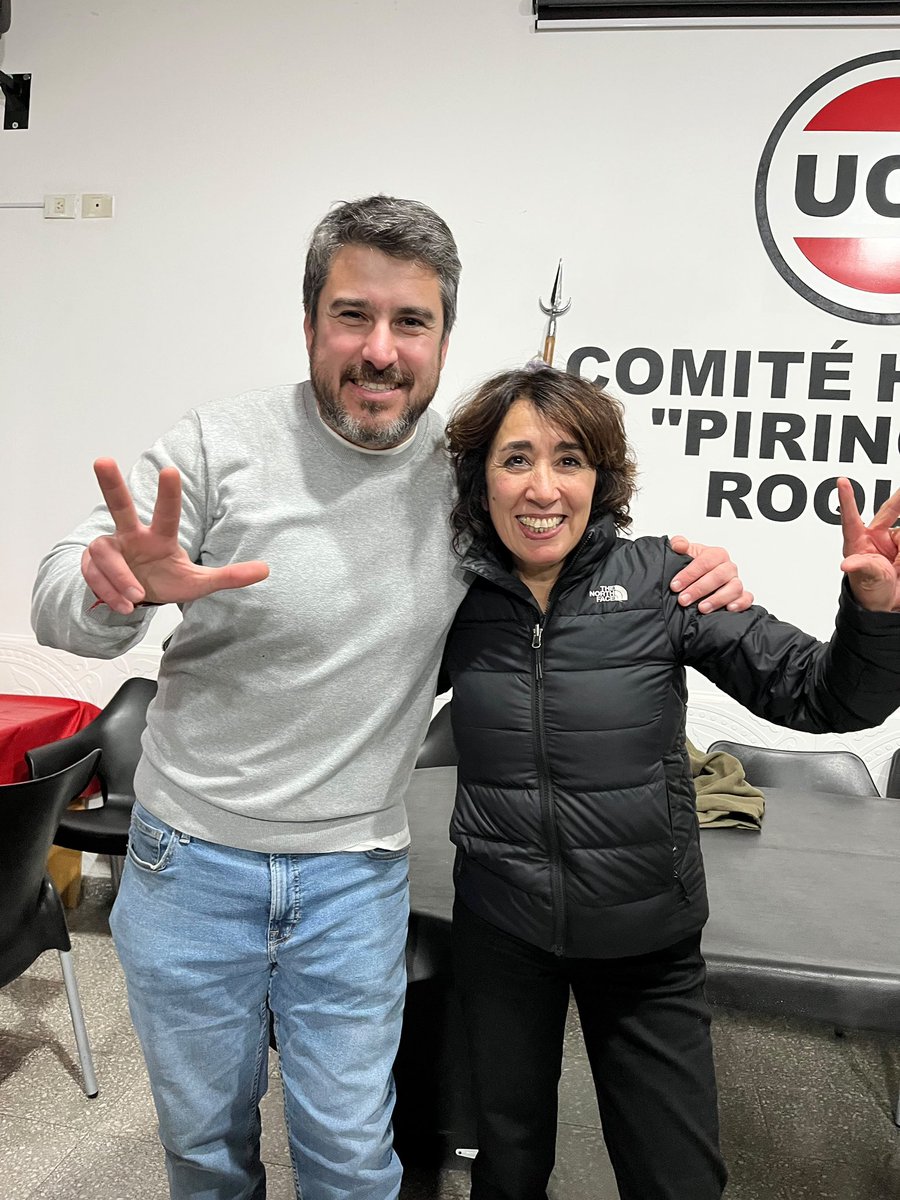 roxanareyessc's tweet photo. 🗳️ ¡GANAMOS!
¡Gracias, gracias y más gracias! Quiero expresar mi más profundo agradecimiento a cada uno de los referentes, fiscales y a la militancia incansable que nos acompañó a lo largo y ancho de toda nuestra querida provincia. Este triunfo es el resultado del esfuerzo colectivo, de caminar cada localidad y de creer firmemente en nuestros valores.
Un afectuoso saludo y mis sinceras felicitaciones a Leo Roquel, Estela Bubola y a todos los excelentes correligionarios a quienes les toca la enorme responsabilidad de conducir los destinos de nuestro partido por los próximos 4 años. ¡Les deseo lo mejor en esta tremenda labor que tienen por delante! Cuentan con todo nuestro apoyo para el enorme desafío de liderar el radicalismo.
Agradecemos enormemente la participación de todos los radicales en esta jornada democrática. Hoy más que nunca, los invito a seguir trabajando unidos y fortaleciendo el partido. Nos espera un camino de construcción y militancia para consolidar un radicalismo protagonista de cara al 2027.
¡La UCR está más viva y fuerte que nunca! 💪🇦🇷
#UCR #Santa Cruz #DemocraciaPartidaria #Radicales #FuerzaMilitante #Protagonistas2027