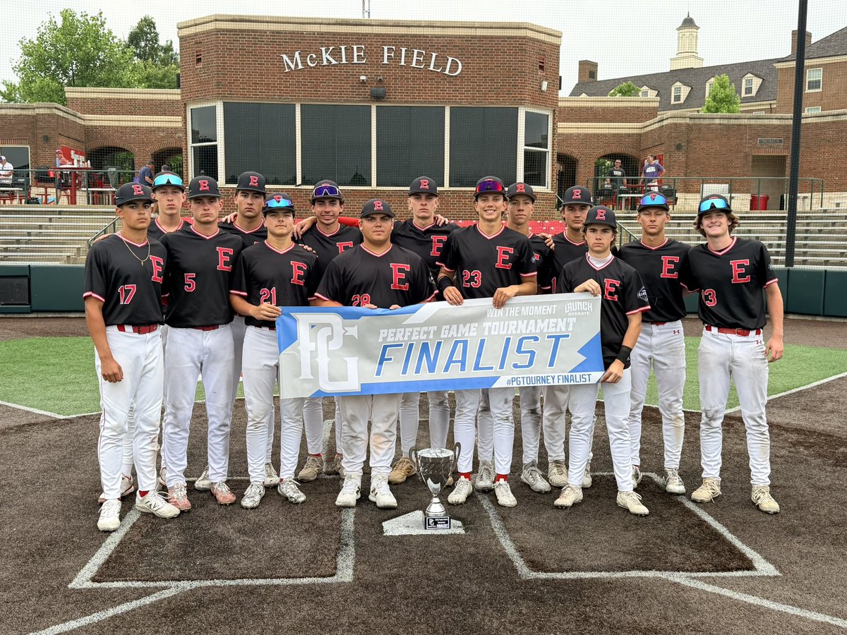 baseball_2028's tweet photo. Another solid week of baseball!Runner up @PG_OhioValley.  
Nolan Blackburn, Keegan Crabtree, Nate Walenga, Zachariah Klyn, and Dean Tomczuk  ranking in the top 25 of all performers.  Crabtree bringing home top pitcher  @teams_elite @elite_baseball @CoachVanMill @PG_Illinois https://t.co/2tYfb9v5fv