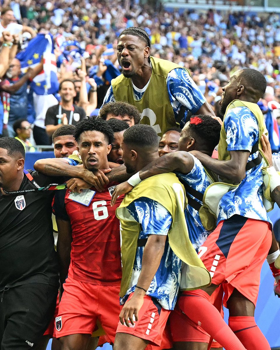 NoodleHairCR7's tweet photo. CAPE VERDE UNDEFEATED AT THE WORLD CUP AFTER PLAYING SPAIN AND URUGUAY 

HONOR 🫡 https://t.co/vmG5NKwt0K