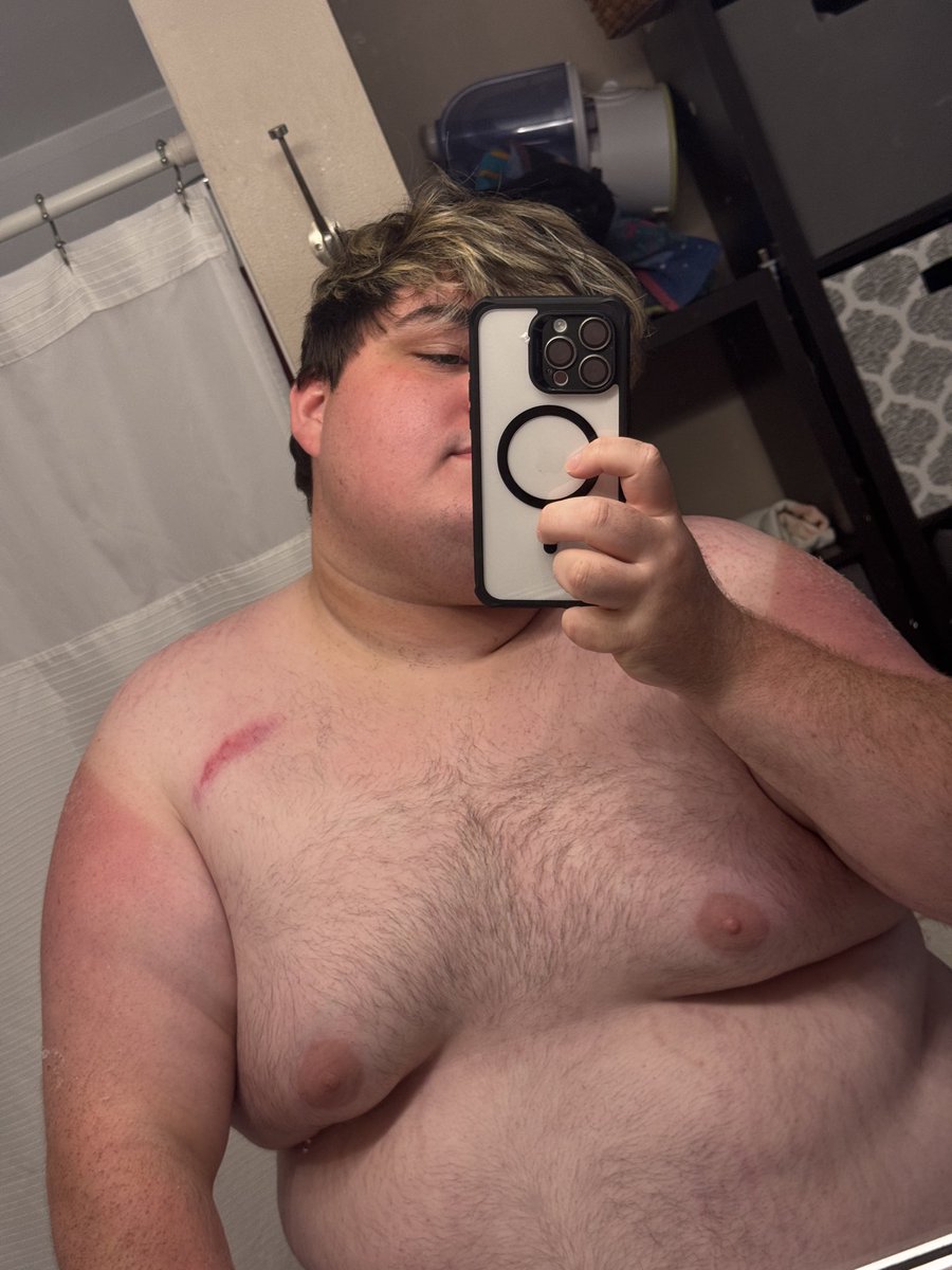 NJbttmChub's tweet photo. Happy Father’s Day to all the Daddies out there! 

#chub #chub4chaser #gaychub https://t.co/wydtHgs1ay