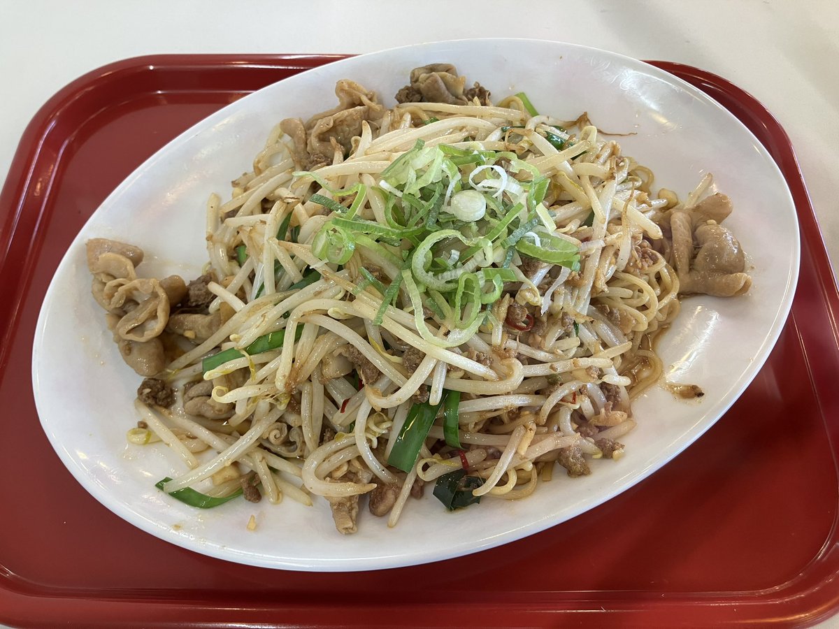 2nd_eph's tweet photo. 名古屋駅 1番線
麺屋台 台湾五之神製作所
もつ皿台湾 https://t.co/YOMbF08FZf
