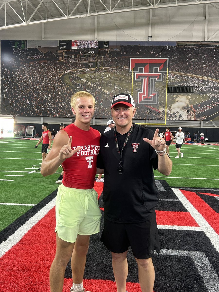 SlaydenY_09's tweet photo. Had a great day at Texas Tech 

@JoeyMcGuireTTU @COACHJUICE_ https://t.co/JOw4UI7Utb