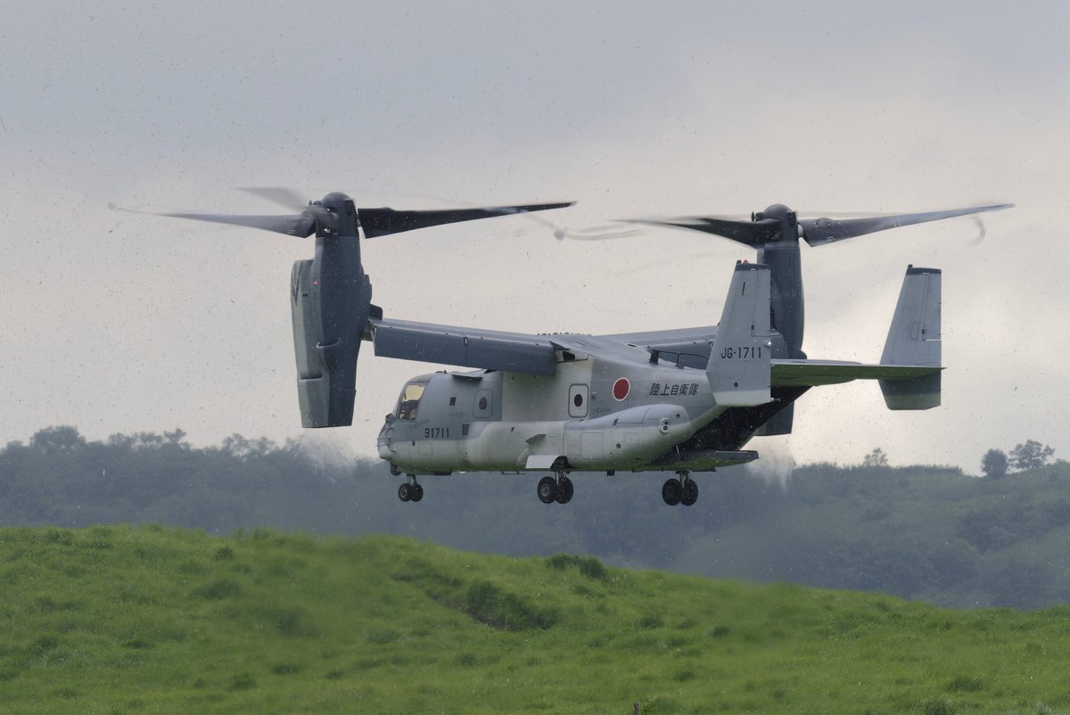 J4cABnBNktSB5S7's tweet photo. 海兵隊のオスプレイと共にやってきた陸自オスプレイ
佐賀のヴィーナス様も素敵ですわ✨
#RD26 https://t.co/6LSqCyhCzB