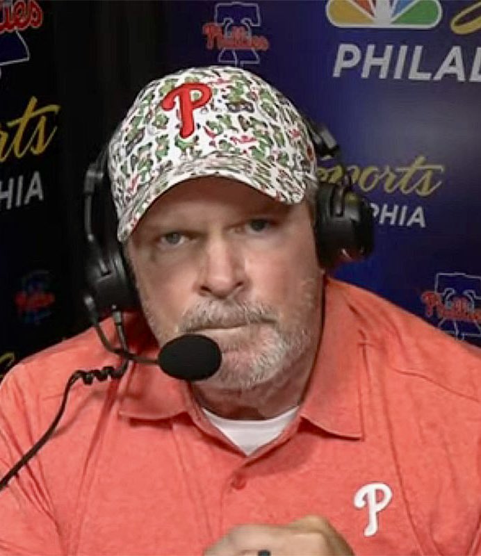 emmcooper42's tweet photo. Without Googling, name a famous historic battle. I’ll go first:

(The beef goes national!)

#RingTheBell https://t.co/ruNNcx4eSL